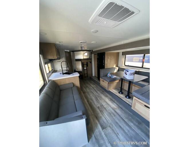 2024 Cherokee Grey Wolf 26BRB Travel Trailer at 72 West Motors and RVs STOCK# 087593 Photo 7