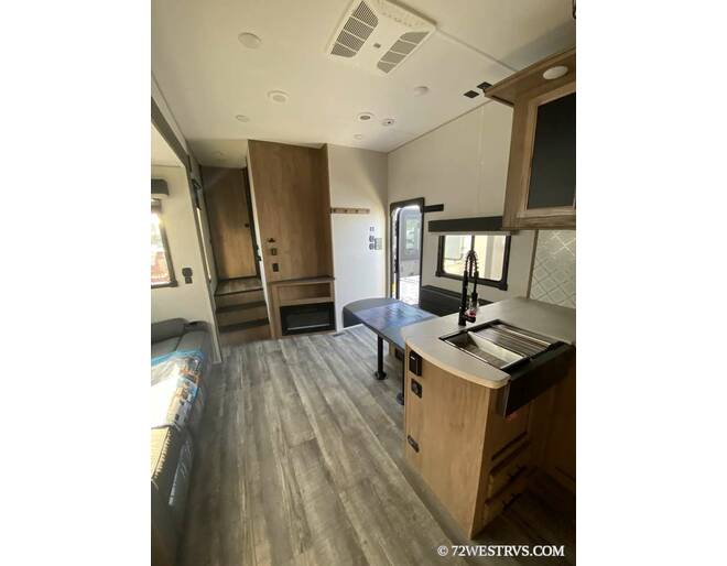 2024 Cherokee Wolf Pack Toy Hauler 365PACK16 Fifth Wheel at 72 West Motors and RVs STOCK# 222804 Photo 18