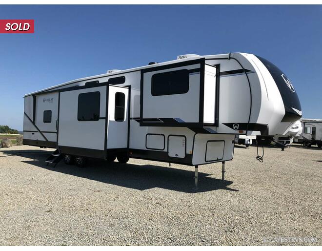 2024 Wildcat 35FL Fifth Wheel at 72 West Motors and RVs STOCK# 004750 Exterior Photo