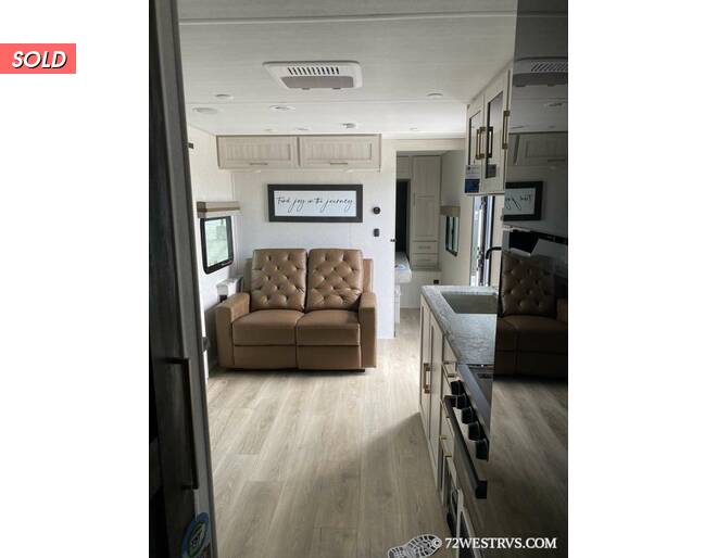 2024 Surveyor Legend 252RBLE Travel Trailer at 72 West Motors and RVs STOCK# 047186 Photo 15