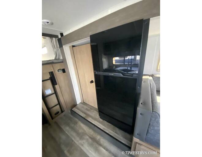 2024 Cherokee Grey Wolf 26BRB Travel Trailer at 72 West Motors and RVs STOCK# 088065 Photo 11