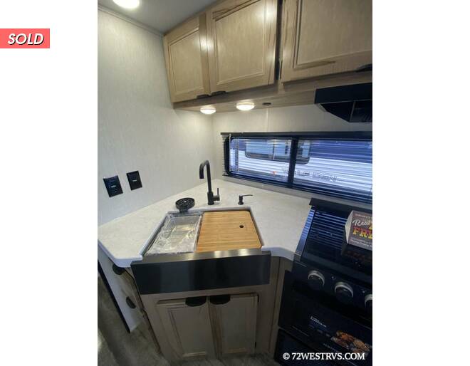 2024 Cherokee Wolf Den 282DS Travel Trailer at 72 West Motors and RVs STOCK# 162876 Photo 9
