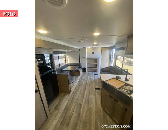 2024 Cherokee Wolf Den 272BRB Travel Trailer at 72 West Motors and RVs STOCK# 162847 Photo 17