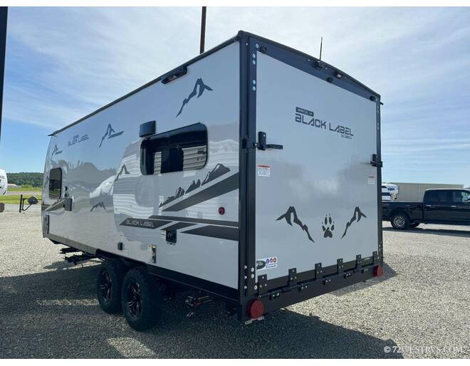 2024 Cherokee Grey Wolf 18RRBL Black Label Travel Trailer at 72 West Motors and RVs STOCK# 034097 Photo 3