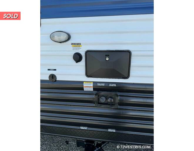 2024 Cherokee Grey Wolf Wolf Den 20RDSE Travel Trailer at 72 West Motors and RVs STOCK# 090409 Photo 5