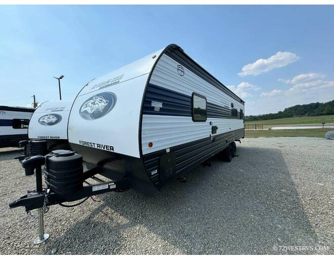 2025 Cherokee Grey Wolf 25RRT Travel Trailer at 72 West Motors and RVs STOCK# 091664 Photo 5