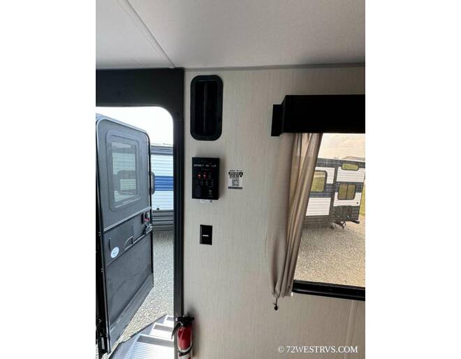 2025 Cherokee Grey Wolf 25RRT Travel Trailer at 72 West Motors and RVs STOCK# 091664 Photo 9