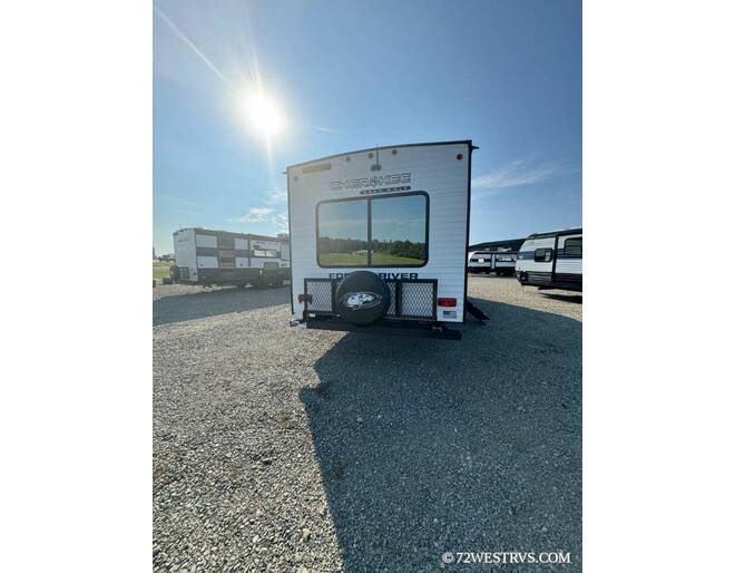 2025 Cherokee Grey Wolf 27LH Travel Trailer at 72 West Motors and RVs STOCK# 164655 Photo 3