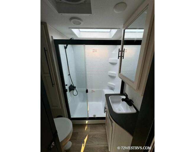 2025 Sabre 25RLS Fifth Wheel at 72 West Motors and RVs STOCK# 114852 Photo 14