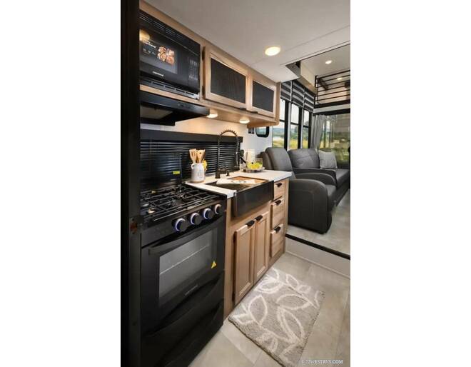 2025 Cherokee Timberwolf Mini Loft Destination Trailer 16ML Travel Trailer at 72 West Motors and RVs STOCK# 002360 Photo 10