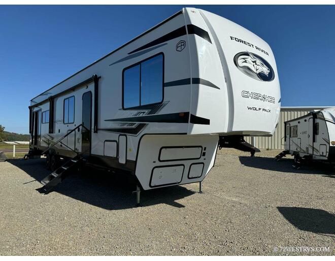 2025 Cherokee Wolf Pack Limited Toy Hauler 350PACK15 Fifth Wheel at 72 West Motors and RVs STOCK# 223068 Photo 2