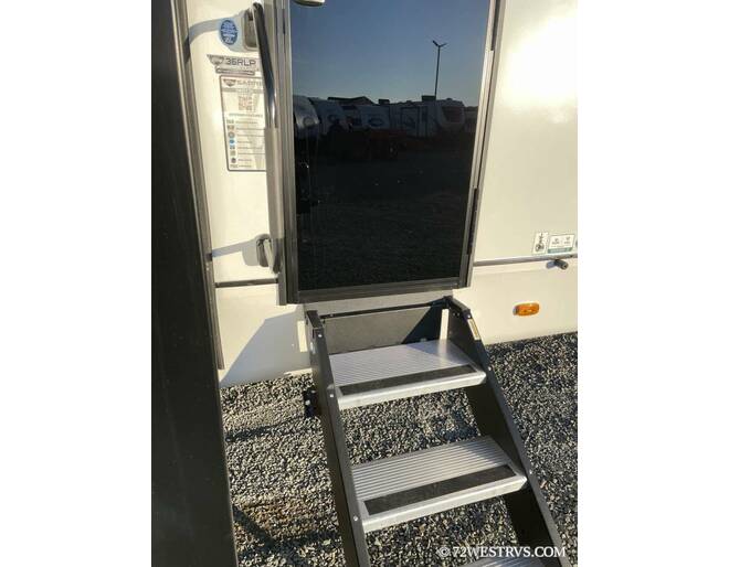 2025 Sabre 33RLP Fifth Wheel at 72 West Motors and RVs STOCK# 115187 Photo 6